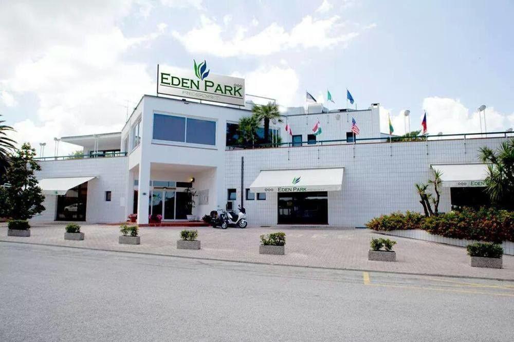 Eden Park Hotell Marina di Montemarciano Eksteriør bilde