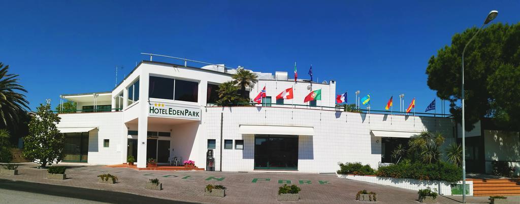 Eden Park Hotell Marina di Montemarciano Eksteriør bilde